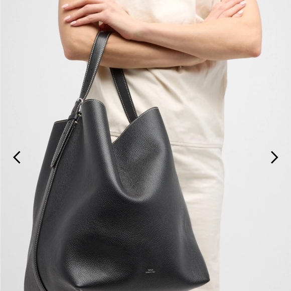 TOTEME Belted Leather Tote Bag - Picture 3 of 16